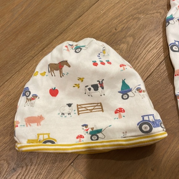 Baby Boden Farm Leggings and Hat Set 6-9 months - Picture 6 of 8